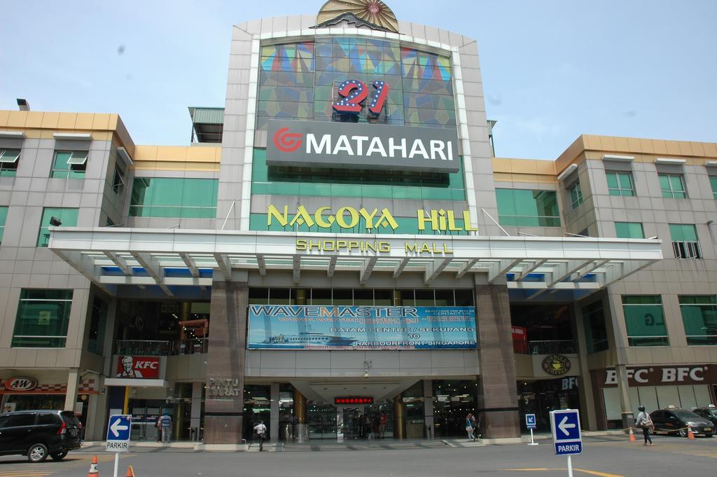 Harper Premier Nagoya Batam Hotel Exterior photo