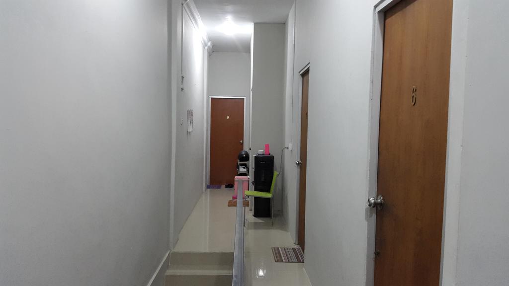 Harper Premier Nagoya Batam Hotel Exterior photo